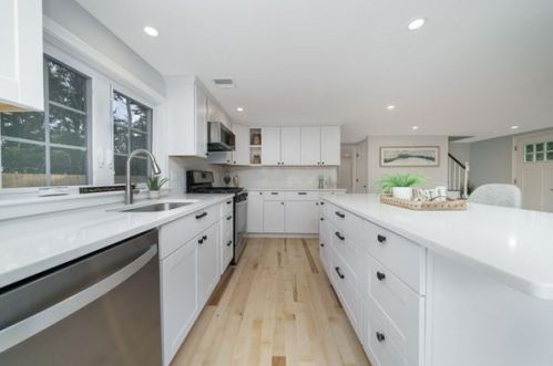 15 Sidney Rd, Harwich MA  02645-1223 exterior