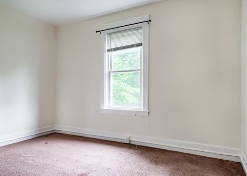 25 Marland Rd, Worcester MA 01606-3048 exterior