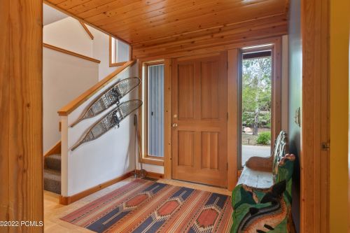 5063 Mdw Dr, Park City UT 84060-6813 exterior