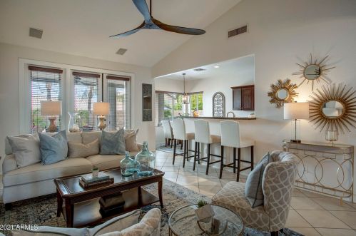 3345 Behrend Dr, Phoenix AZ 85050-1923 exterior