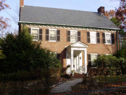 20 Morton St, Newton, MA 02459-1009