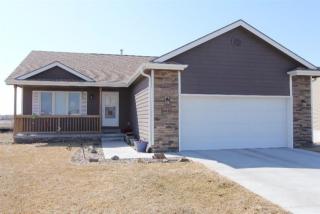 9431 143rd St, Waverly, NE 68462-1624