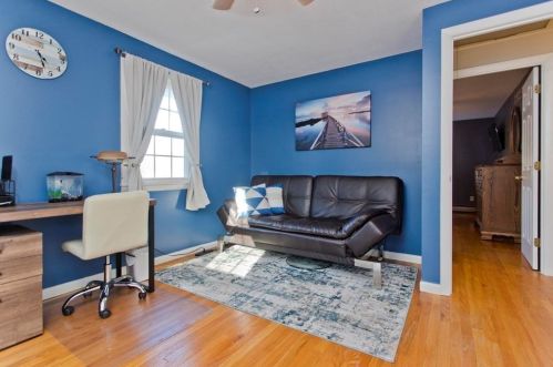 85 Chestnut Ln, Agawam MA 01001-3509 exterior