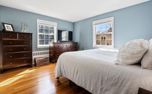 277 Haverhill St, North Reading MA 01864-1452 exterior