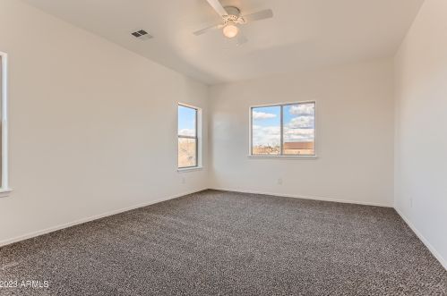 5814 9 Dr, Phoenix AZ 85041-3986 exterior