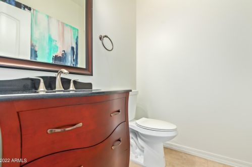 3819 41 Pl, Phoenix AZ 85044-1331 exterior