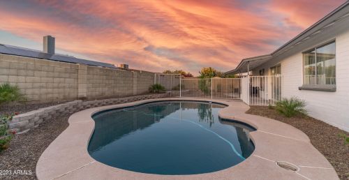 2840 Charleston Ave, Phoenix AZ 85032-9550 exterior