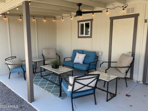 4240 Bluefield Ave, Phoenix AZ 85032-1419 exterior