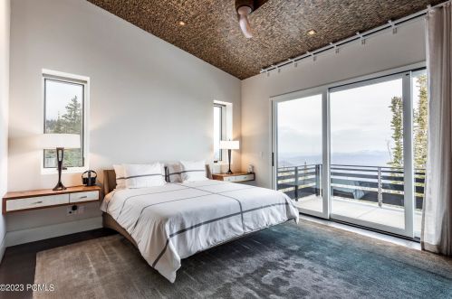 143 White Pne Cyn Rd, Park City UT 84060-6505 exterior