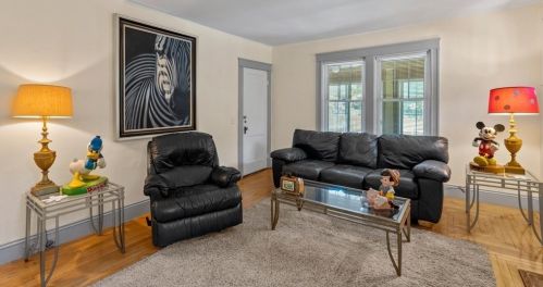 188 Newman Ave, Seekonk MA 02771-4911 exterior