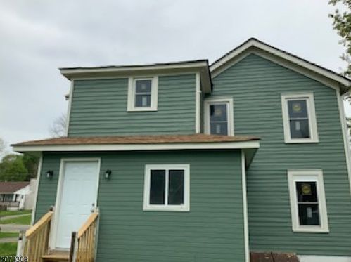 46 Main St, Wantage NJ  07461-2113 exterior