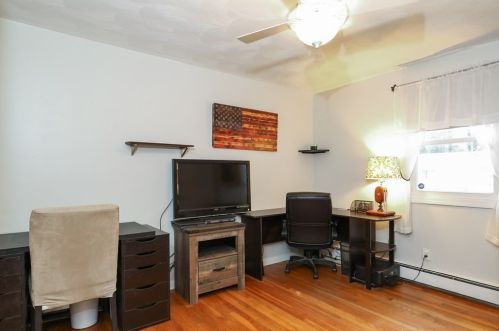 83 Colonial Dr, Taunton MA 02780-3801 exterior