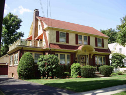 25 Rangeley Rd, Newton, MA 02465-1218