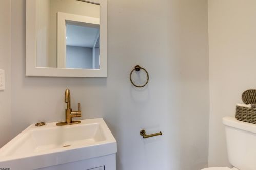 72 Nolton St, Belleville NJ 07109-2237 exterior