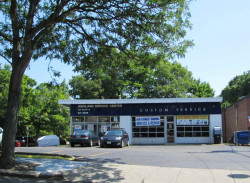 1186 Walnut St, Newton, MA 02461-1225