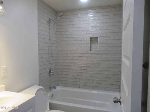 1845 Chipman Rd, Phoenix AZ  85040-2473 exterior