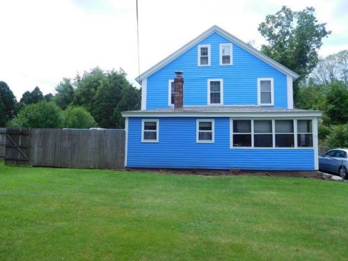 7 Depot St, Sutton MA  01590-4820 exterior