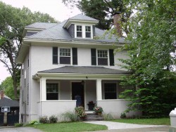 132 Windermere Rd, Newton, MA 02466-2718