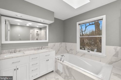 11808 Winterlong Way, Columbia MD 21044-4412 exterior