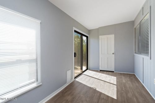 2519 Bluefield Ave, Phoenix AZ  85032-8004 exterior