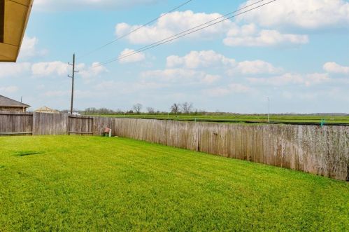 6311 Carnaby Ln, Richmond TX 77471-4588 exterior