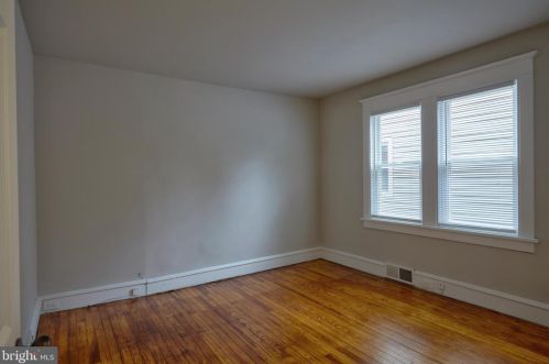 116 Lupton Ave, West Deptford NJ  08096-2313 exterior