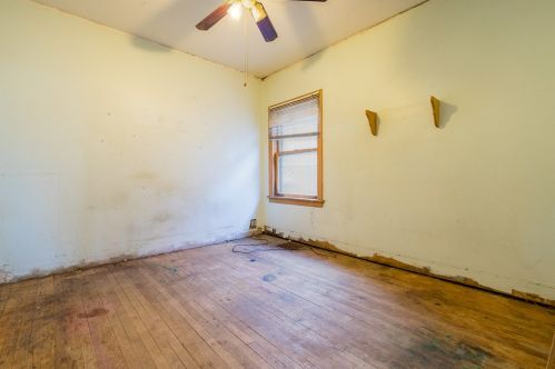 2447 Oak Park Ave, Forest View IL 60402-2530 exterior