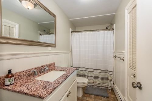 88 Standish St, Worcester MA 01604-3233 exterior