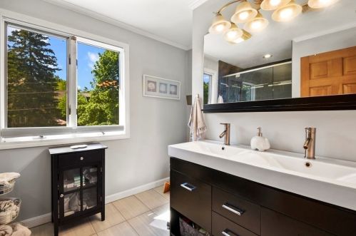 30 Abington St, Worcester MA 01603-1101 exterior