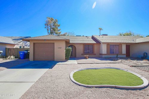 1719 Beverly Ln, Phoenix AZ  85022-2889 exterior