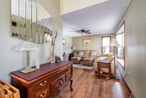 25 Danny Ln, Agawam MA 01001-3529 exterior