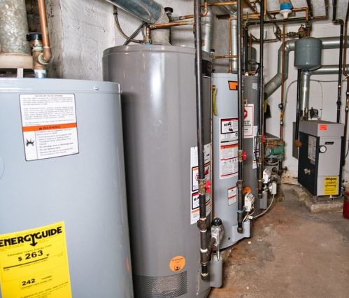 264 Hope St, Fall River MA 02721-1315 exterior