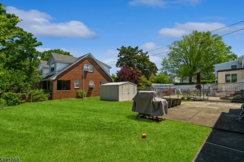 54 Meacham St, Belleville NJ 07109-1935 exterior