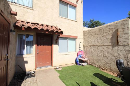 1418 54th Ave, Phoenix, AZ 85043-1711