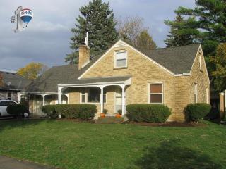 341 Marguerite St, Hoffman Estates IL  60123-7366 exterior