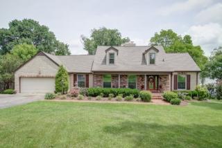 1453 Dickerson Bay Dr, Gallatin TN  37066-5512 exterior