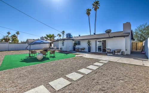 3212 Captain Dreyfus Ave, Phoenix AZ  85032-6146 exterior