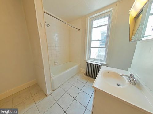 2204 15 St, Philadelphia PA 19132-4414 exterior