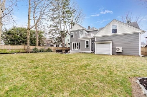 187 Gibbs St, Newton MA 02459-1927 exterior