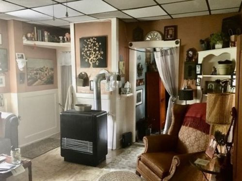 187 Crapo St, New Bedford MA 02744-1027 exterior