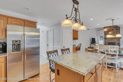 8 Bailey Ct, Jackson Twp NJ  08527-4459 exterior