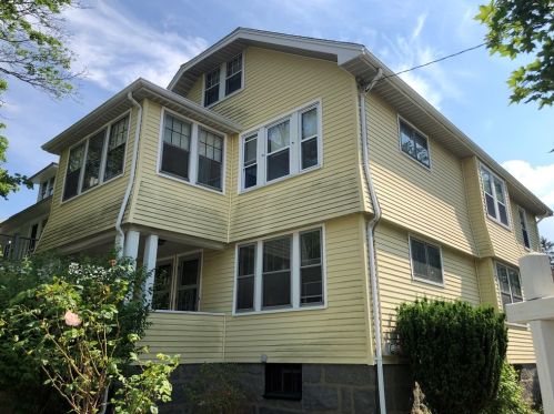 265 Fayette St, Quincy MA 02170-1617 exterior