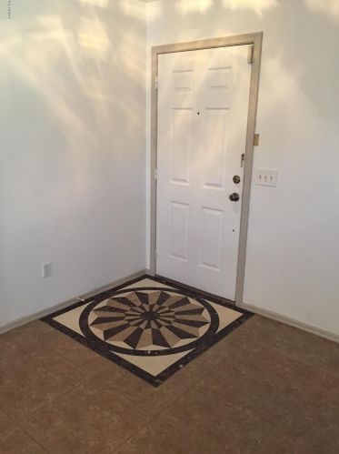 4624 92nd Ln, Phoenix, AZ 85037-1327