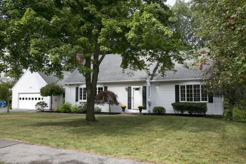 11 Heatherwood Dr, Shrewsbury MA  01545-1619 exterior