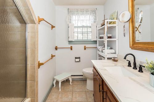 190 Countryside Dr, Chatham MA  02633-1129 exterior