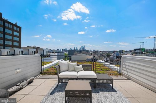 165 Allen St, Philadelphia PA  19125 exterior