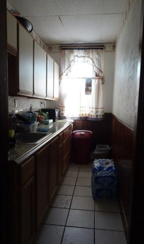 17 Upsala St, Worcester MA 01610-2027 exterior