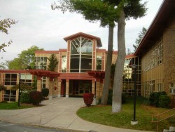 175 Temple St, Newton, MA 02465-2399