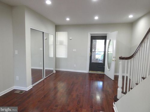 1920 Godfrey Ave, Philadelphia PA  19141-1302 exterior