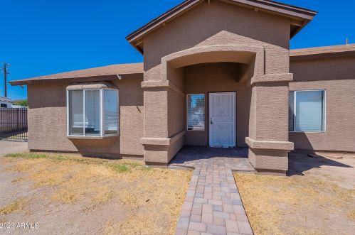 6838 42nd Way, Phoenix AZ  85042-5211 exterior